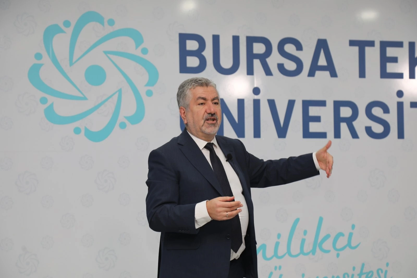 Bakan Yardımcısı Dönmez