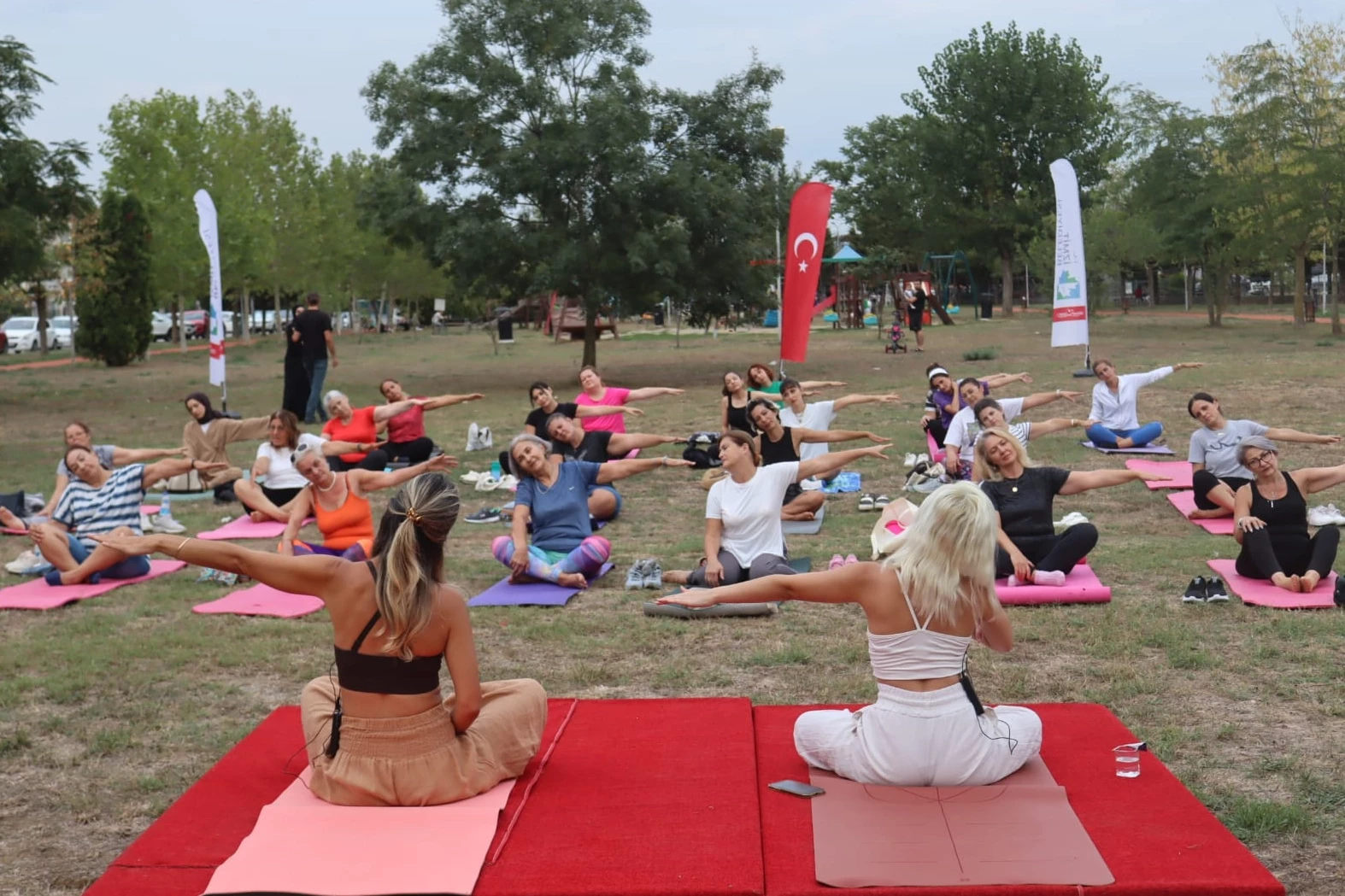 İzmitliler yoga ile